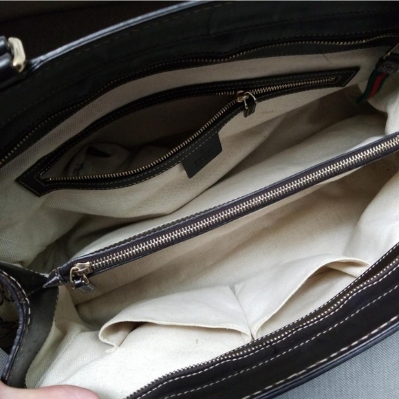 Authentic Gucci GG Monogram Supreme Web Mayfair - Picture 10 of 11